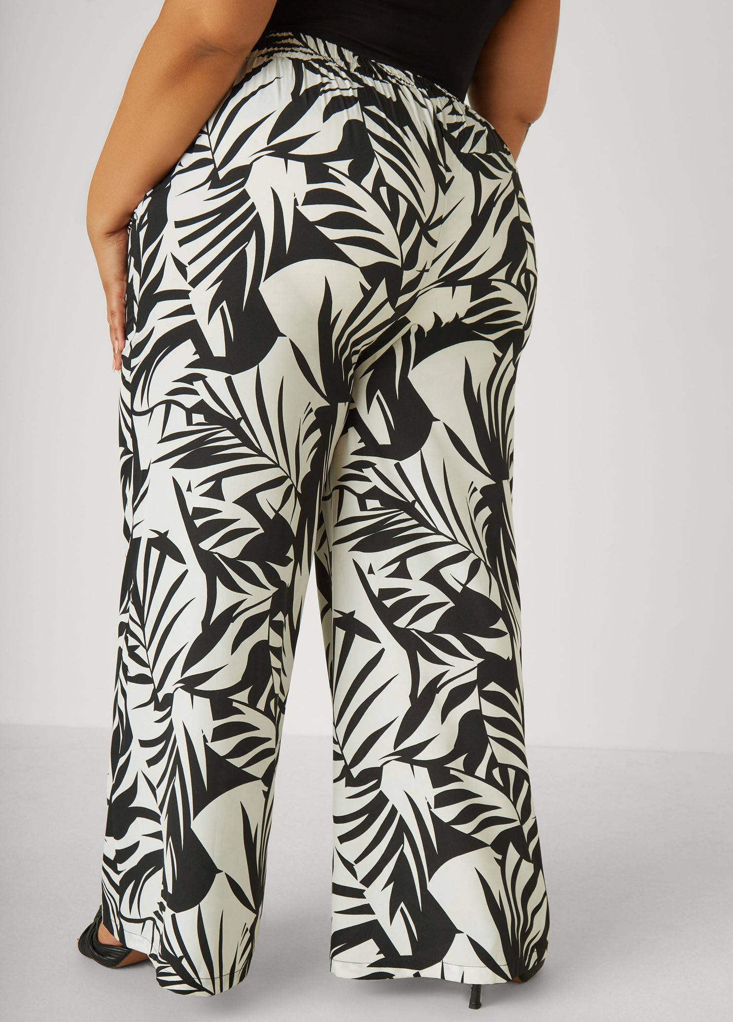 Foliage Design Loose Trousers