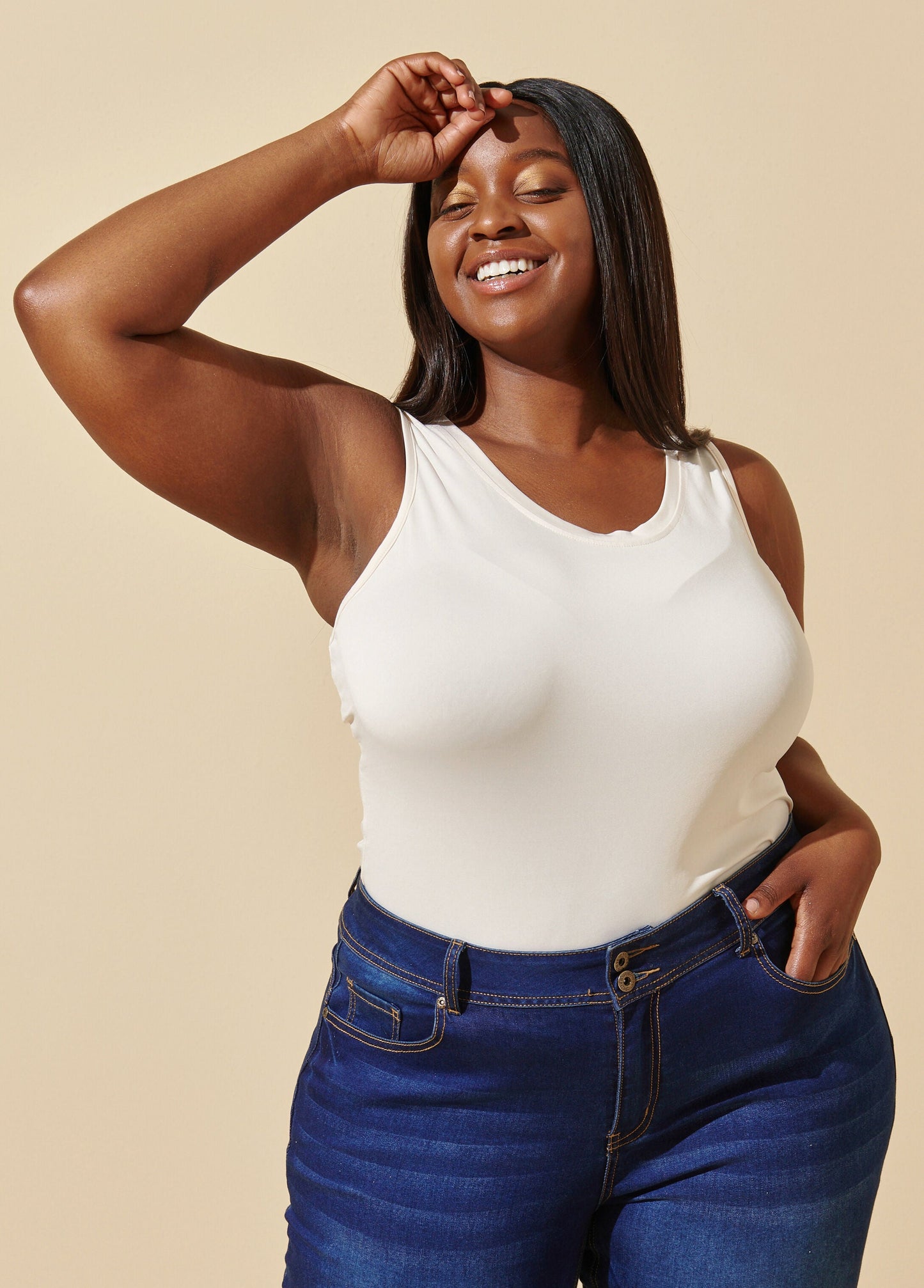 Simple Core Knitted Sleeveless Shirt